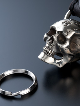 MOVABLEJAW SKULL KEY RING