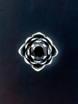 LOTUS EARRING